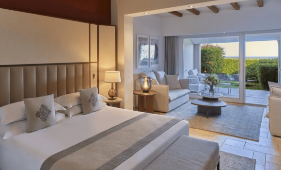 Напівлюкс King із власним садом