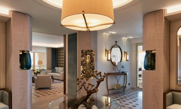 Diamond Suite Eleven