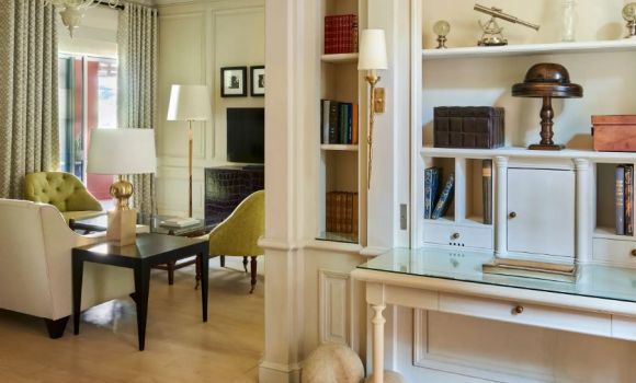 Diamond Suite - Sunshine