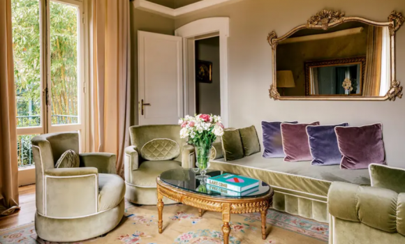 Люкс з терасою в саду