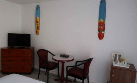 Двухместный номер с видом на Place du Globe