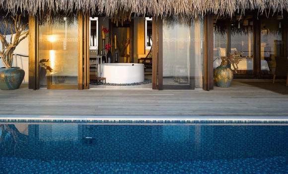 Sunset Deluxe Water Pool Villa