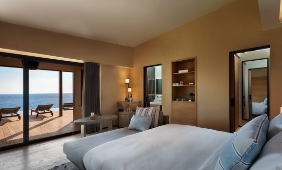 Sea view Ridge Villa with Pool