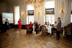 Керзнер міжнародних партнерів та апос; нагорода