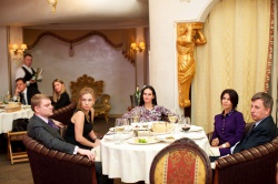 вечеря з однією