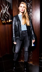 Яна PROPERTY партія та b-hush Signature