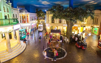 Kidzania - подарунок для ваших дітей.
