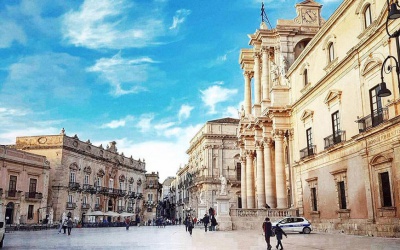 Спірака в усіх кольорах, з архімедів до наших днів.