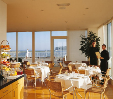 Фото The St David's Hotel & Spa 4