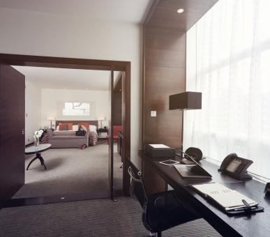 Фото The Lowry Hotel 9