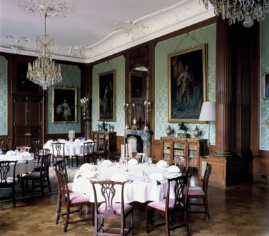 Фото Schlosshotel Kronberg 10