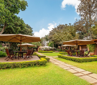 Фото Arusha Coffee Lodge 6