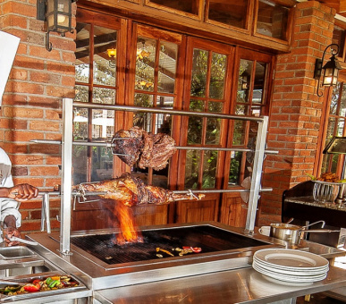 Фото Arusha Coffee Lodge 8