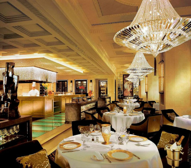 Картинка Four Seasons Hotel Hong Kong (Гонконг, Гонконг) 11 Фото Four Seasons Hotel Hong Kong (Гонконг, Гонконг) 11