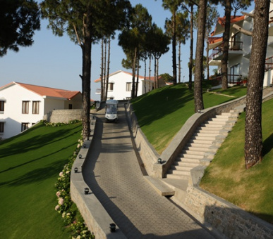Фото Moksha Himalaya Spa Resort (Индия, Гималаи) 6