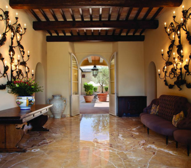 Фото Castello di Casole 18