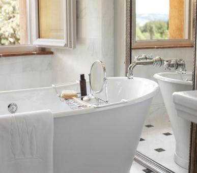 Фото Castello di Casole 5