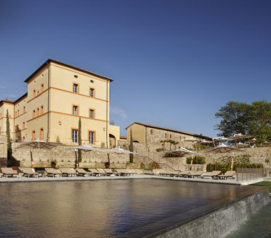 Фото Castello di Casole 25