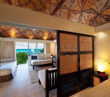 Фото Castaway Island Resort 9