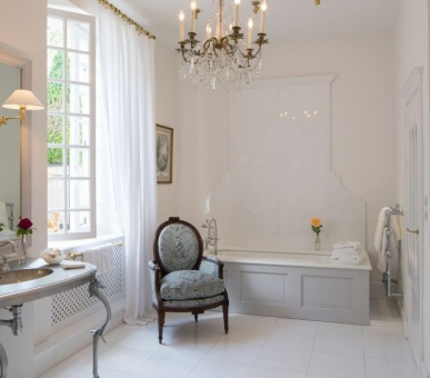 Фото Les Pres d'Eugenie 3