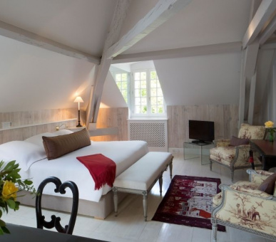 Фото Les Pres d'Eugenie 9