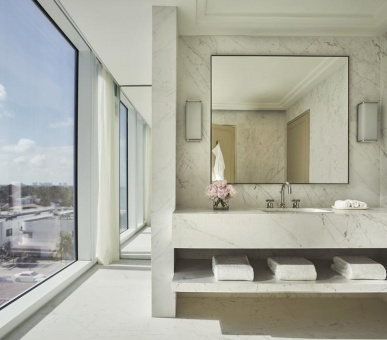 Картинка Four Seasons Hotel at he Surf Club 4 Фото Four Seasons Hotel at he Surf Club 4