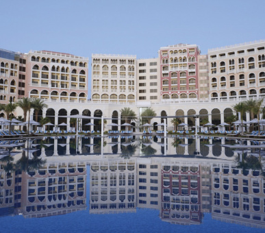 Картинка The Ritz Carlton Abu Dhabi Grand Canal (ОАЭ, Абу-Даби) 26 Фото The Ritz Carlton Abu Dhabi Grand Canal (ОАЭ, Абу-Даби) 26