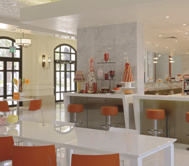 Картинка The Ritz Carlton Abu Dhabi Grand Canal (ОАЭ, Абу-Даби) 18 Фото The Ritz Carlton Abu Dhabi Grand Canal (ОАЭ, Абу-Даби) 18