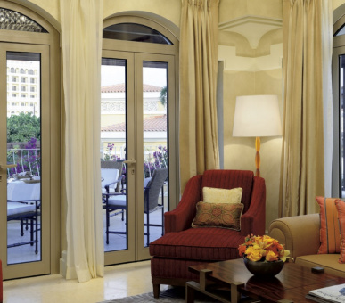 Картинка The Ritz Carlton Abu Dhabi Grand Canal (ОАЭ, Абу-Даби) 11 Фото The Ritz Carlton Abu Dhabi Grand Canal (ОАЭ, Абу-Даби) 11