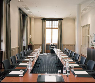 Картинка Grandhotel Les Trois Rois (Швейцария, Базель) 29 Фото Grandhotel Les Trois Rois (Швейцария, Базель) 29