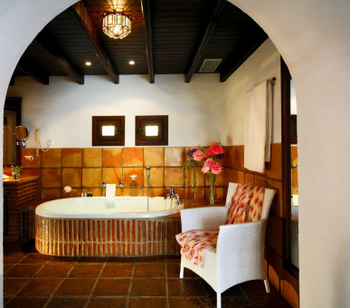 Фото La Bobadilla (Испания, Гранада) 6