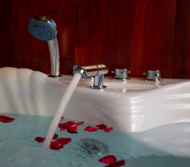 Картинка Signature Halong Cruise (Вьетнам, Залив Халонг) 15 Фото Signature Halong Cruise (Вьетнам, Залив Халонг) 15