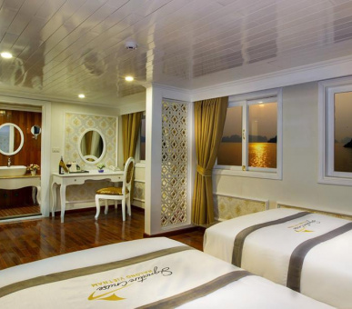 Картинка Signature Halong Cruise (Вьетнам, Залив Халонг) 8 Фото Signature Halong Cruise (Вьетнам, Залив Халонг) 8