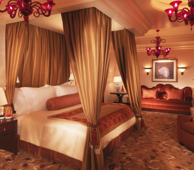 Фото Atlantis The Palm (Дубаи, Остров Палм Джумейра) 1