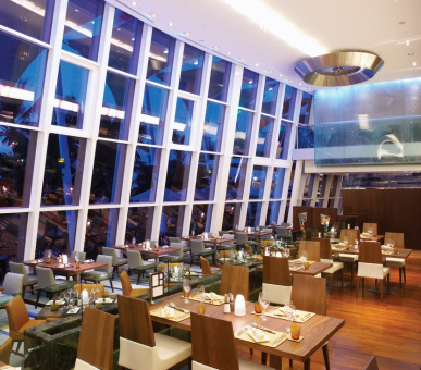 Фото Jumeirah Beach Hotel (Дубаи, Джумейра) 3