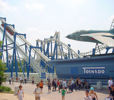 Картинка Gardaland (Озеро Гарда, Парки развлечений) 24 Фото Gardaland (Озеро Гарда, Парки развлечений) 24