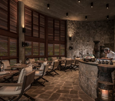 Фото Four Seasons Resort Seychelles at Desroches Island 32