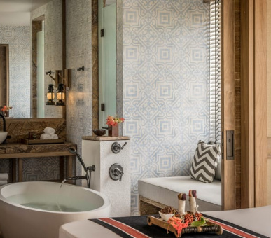 Фото Four Seasons Resort Seychelles at Desroches Island 43