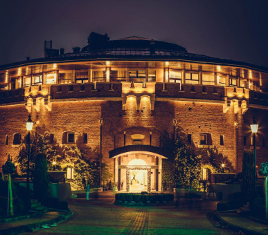 Фото Citadel Inn Hotel 1