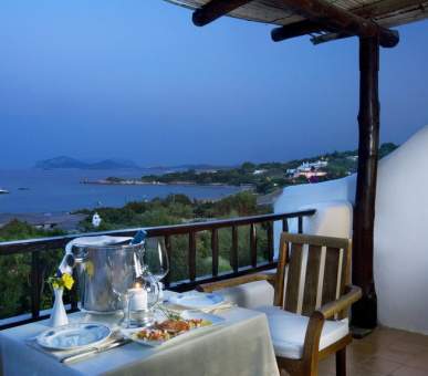 Фото Romazzino (Италия, о. Сардиния - Изумрудный берег) 38