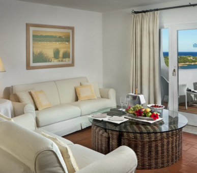 Фото Romazzino (Италия, о. Сардиния - Изумрудный берег) 41