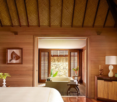 Картинка Four Seasons Resort Bora Bora (Французская Полинезия, о. Бора Бора) 16 Фото Four Seasons Resort Bora Bora (Французская Полинезия, о. Бора Бора) 16