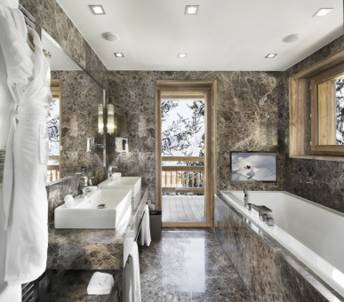 Фото Suite-chalet OWENS (Франция, Куршевель) 11