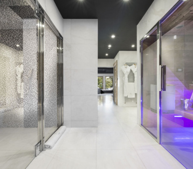 Фото Suite-chalet OWENS (Франция, Куршевель) 16