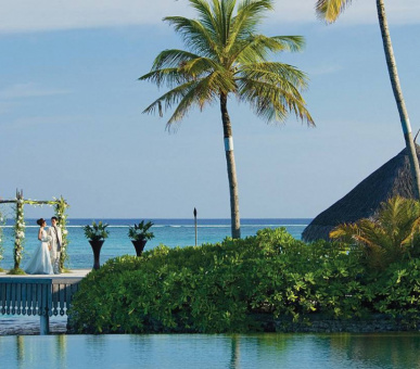 Фото Four Seasons Resort Maldives At Kuda Huraa (, Мальдивские острова) 32