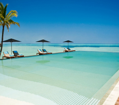 Фото LUX* Maldives 14