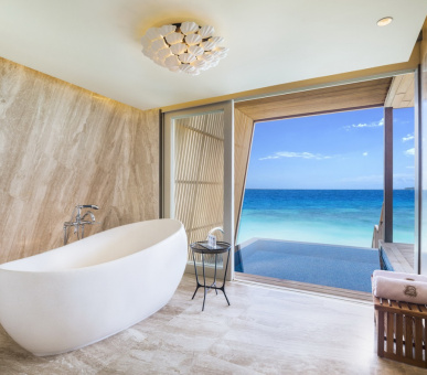Фото St. Regis Maldives Vommuli Resort 16
