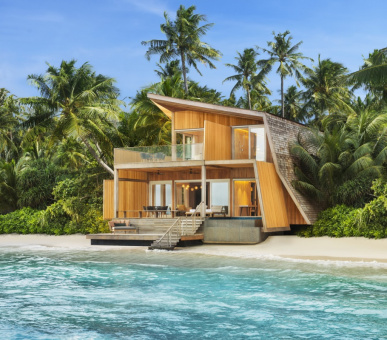 Фото St. Regis Maldives Vommuli Resort 4