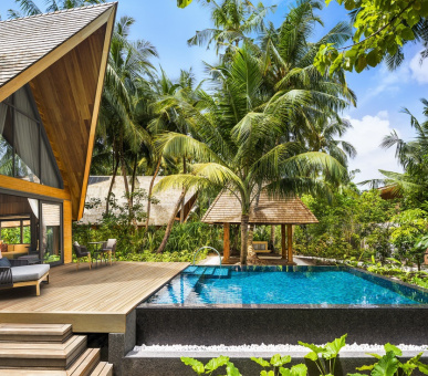 Фото St. Regis Maldives Vommuli Resort 5