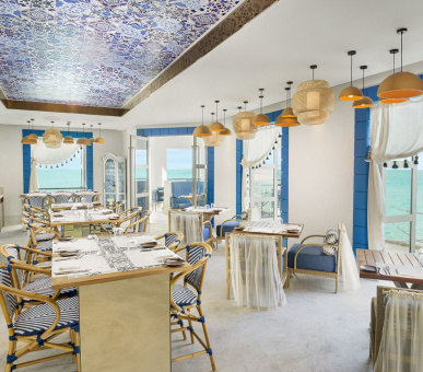 Фото InterContinental Maldives Maamunagau Resort 9